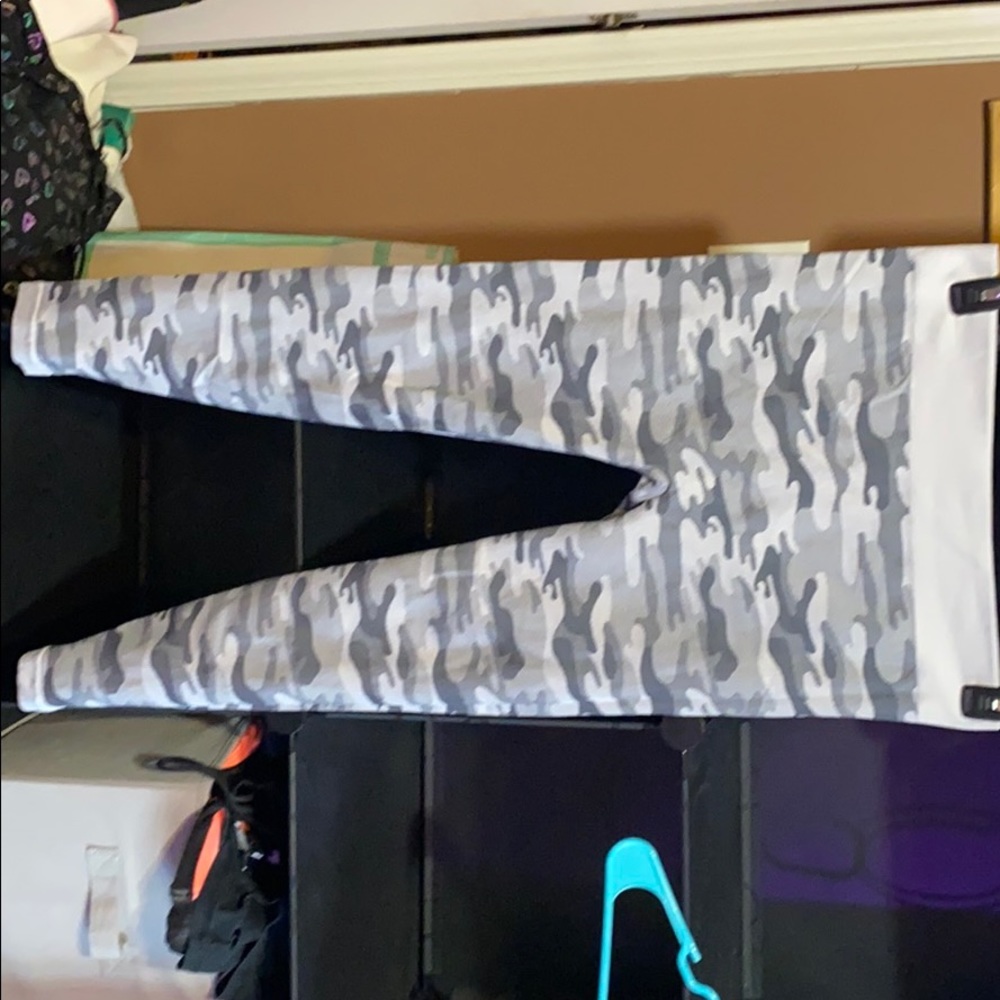 Gray camp leggings